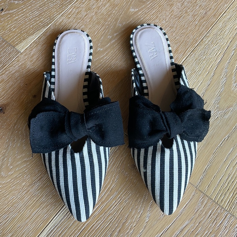 ZARA BLACK & WHITE STRIPPED MULES WITH BOW